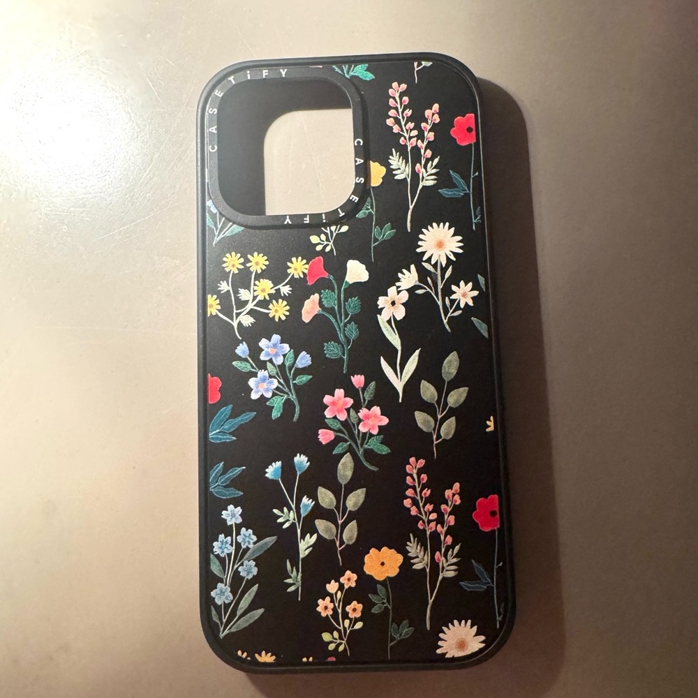 iPhone 15 Pro Max Casetify Multicolor Floral Phone Case